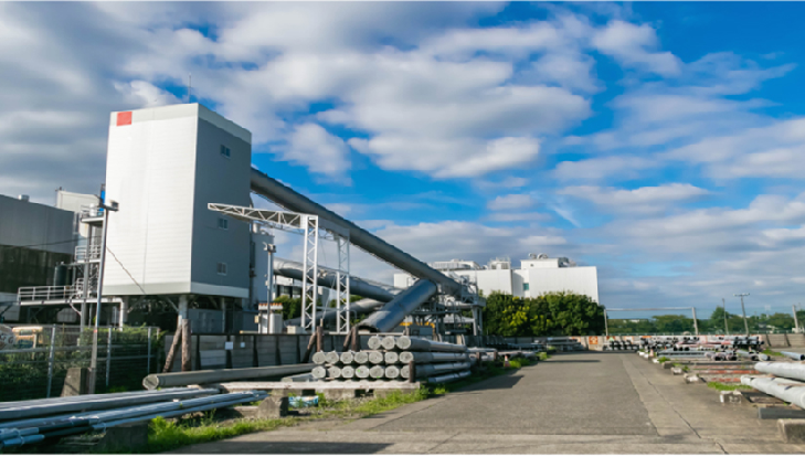 Factory tours of the manufacturer are available.